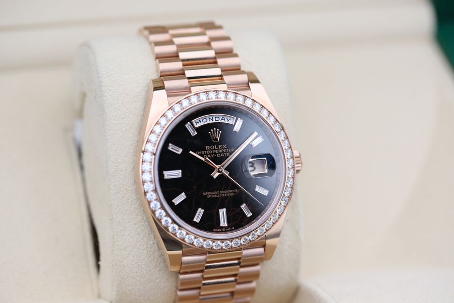 Rolex Day-Date 40 228345 RBR